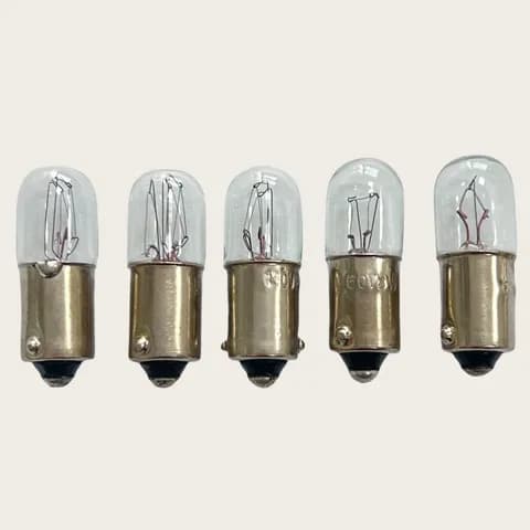 10X28MM BA9S Bayonet Base Pilot Bulb 240V 3/4W Equipment Signal Indicator Marine Bulb