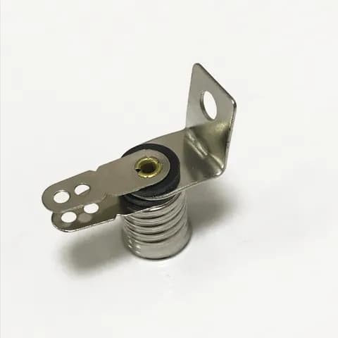 E10 Large Folding Foot Double Wing Lampholder