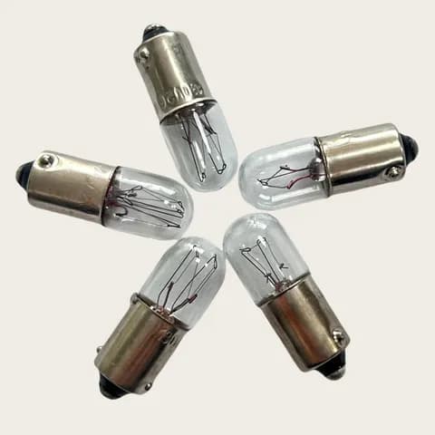 T3.25 10X28mm BA9S Bayonet Base Tubular Bulb 130V 2.6W Equipment Indicator Light
