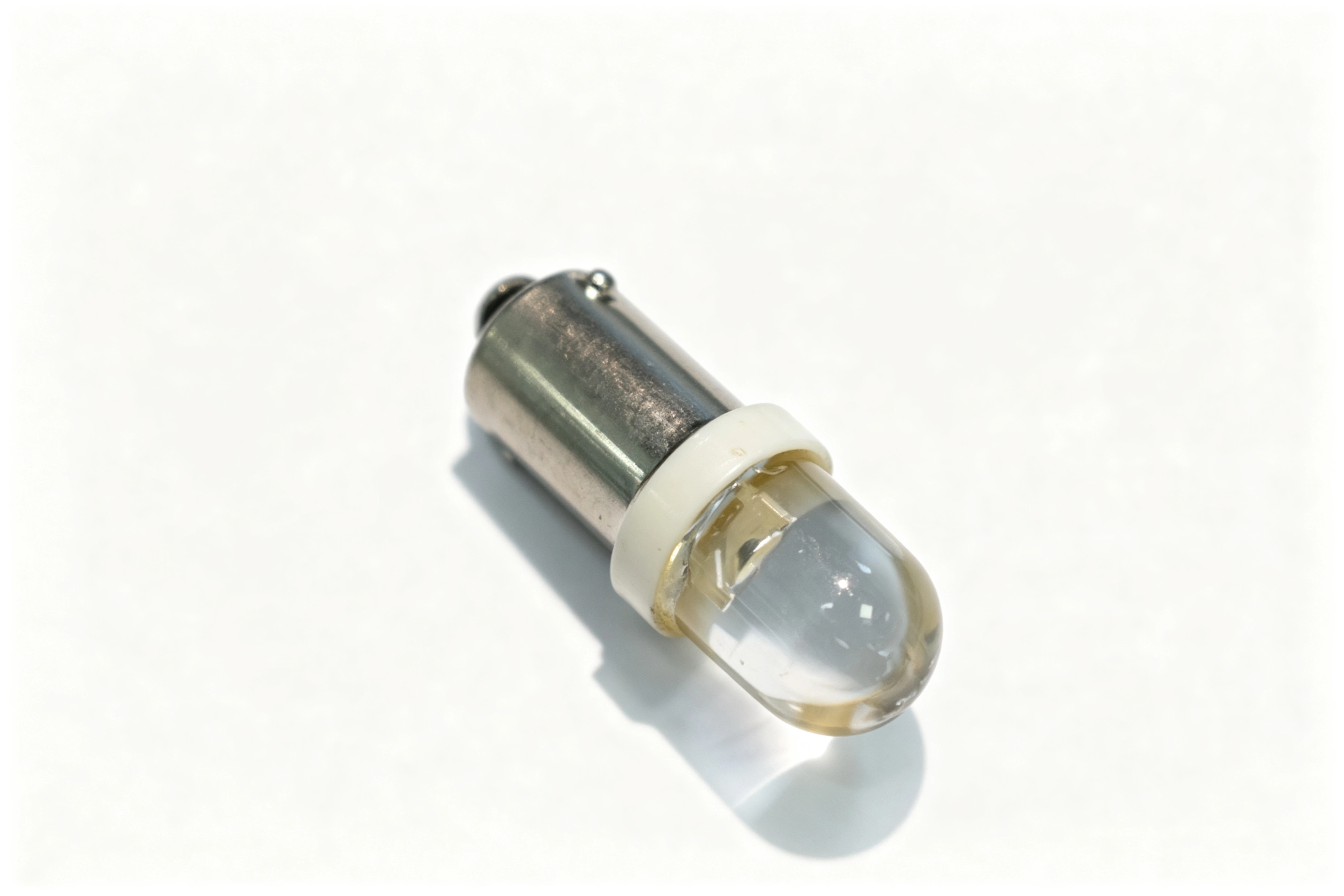 BA9S LED bulb