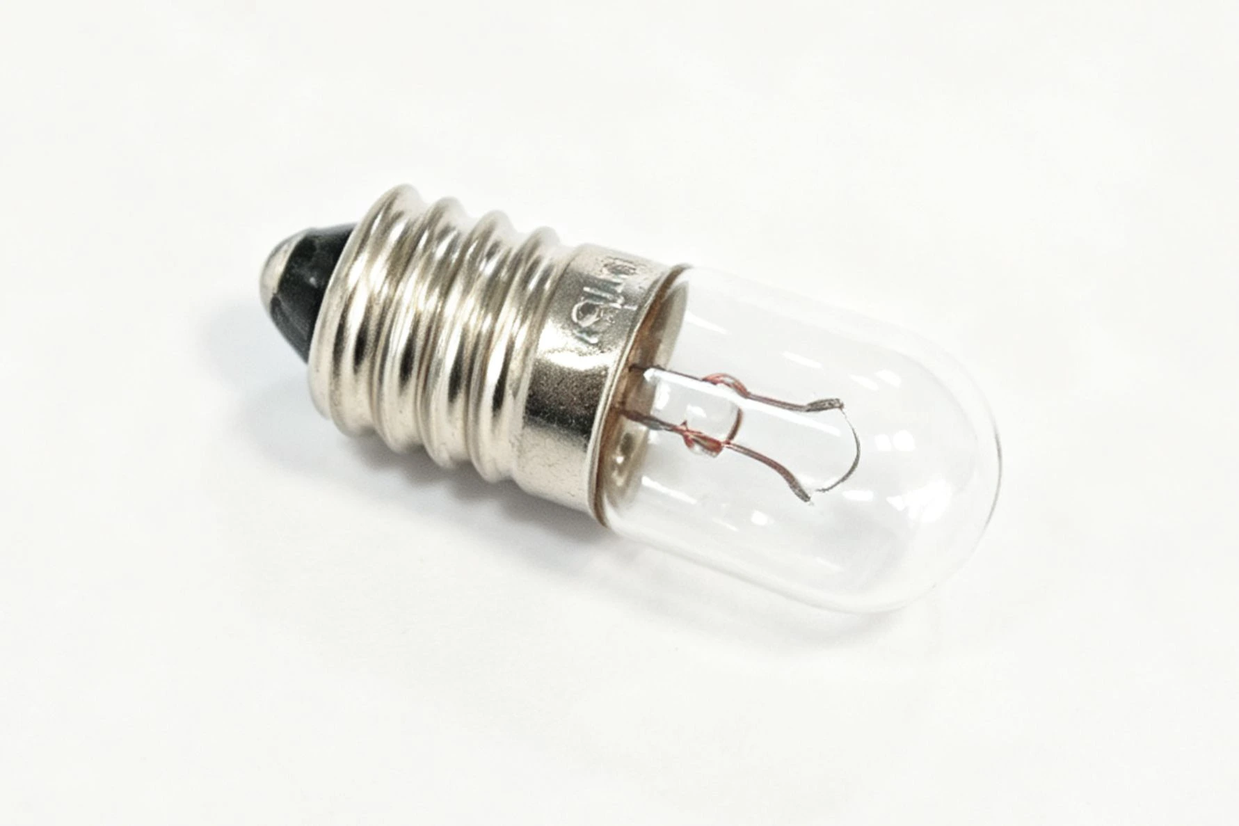 BA9S incandescent bulb