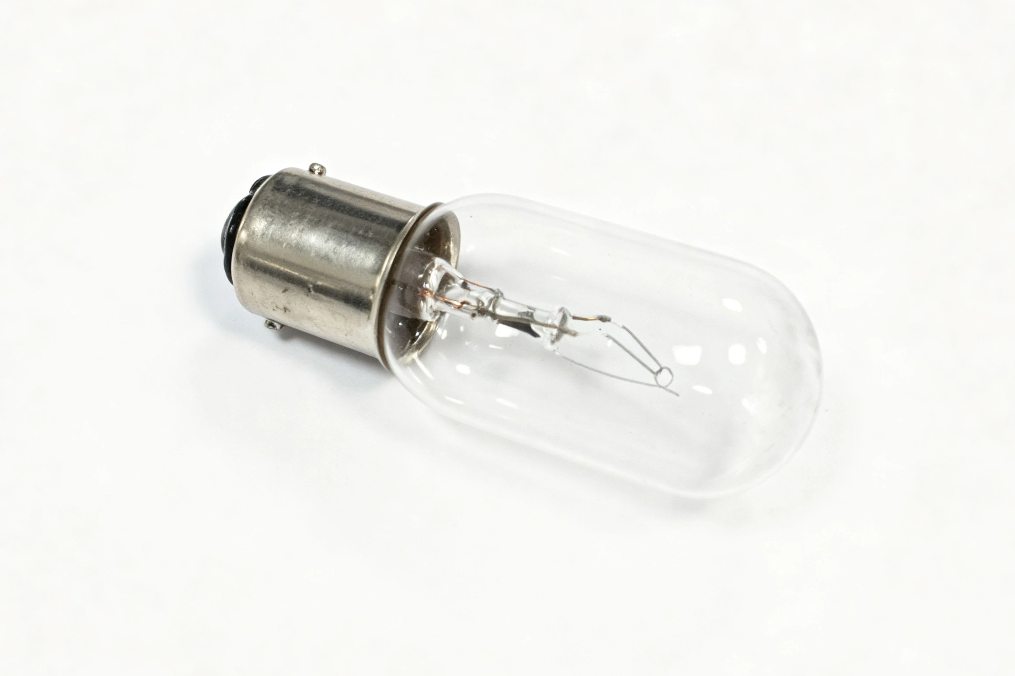 BA15D incandescent bulb