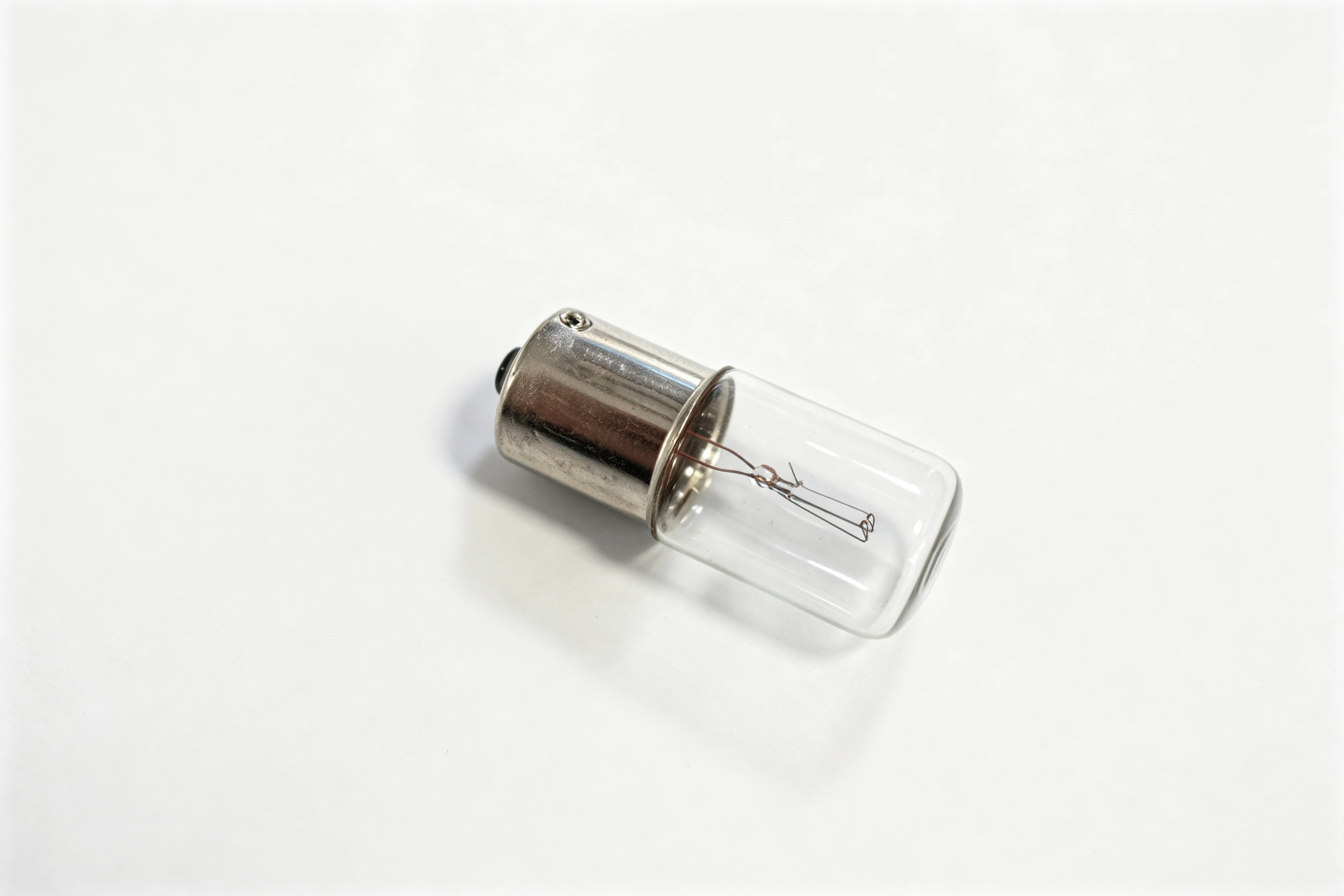 ba15s incandescent bulb