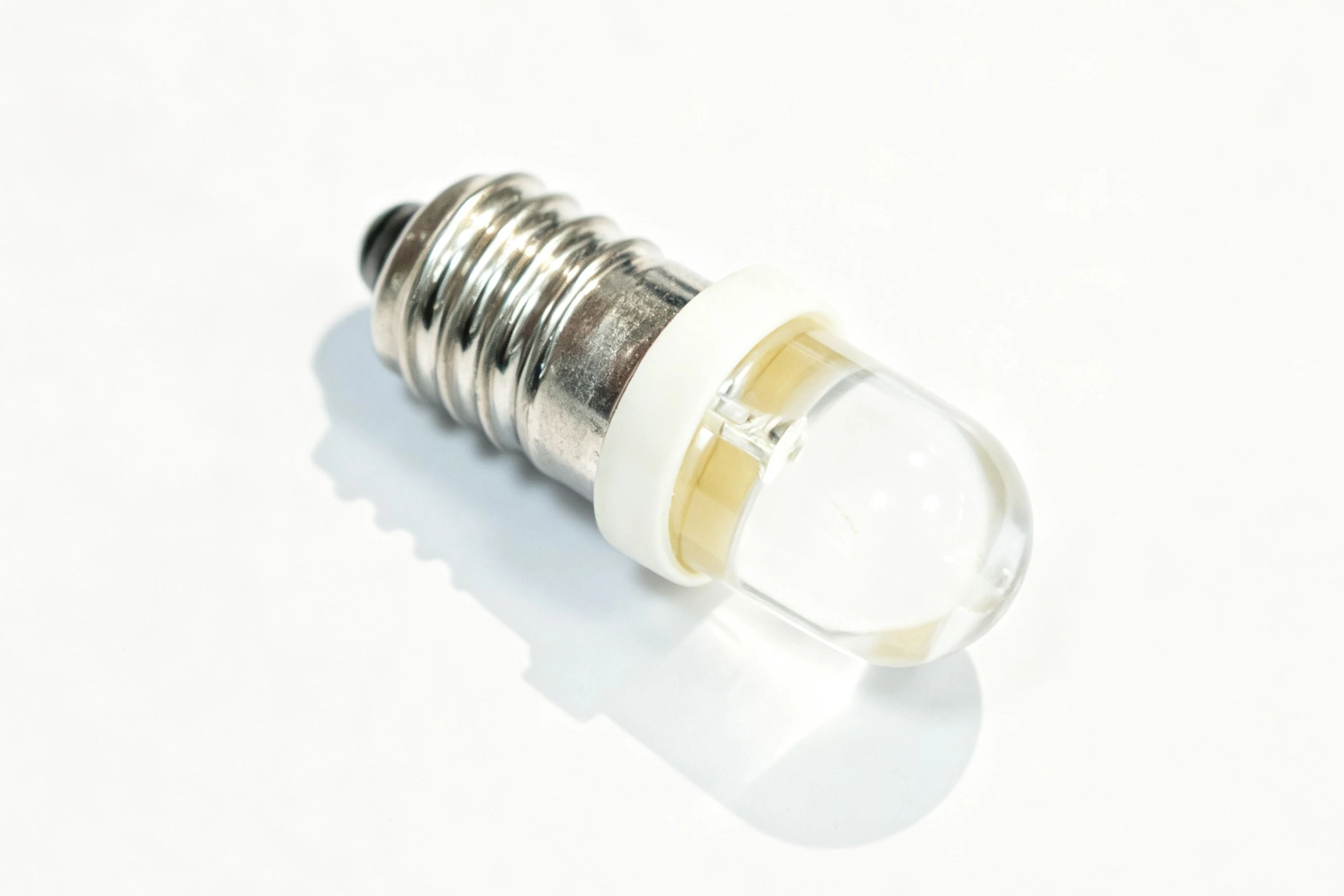 E10 LED bulb