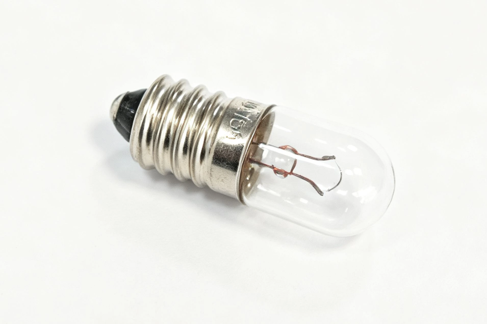 E10 incandescent bulb