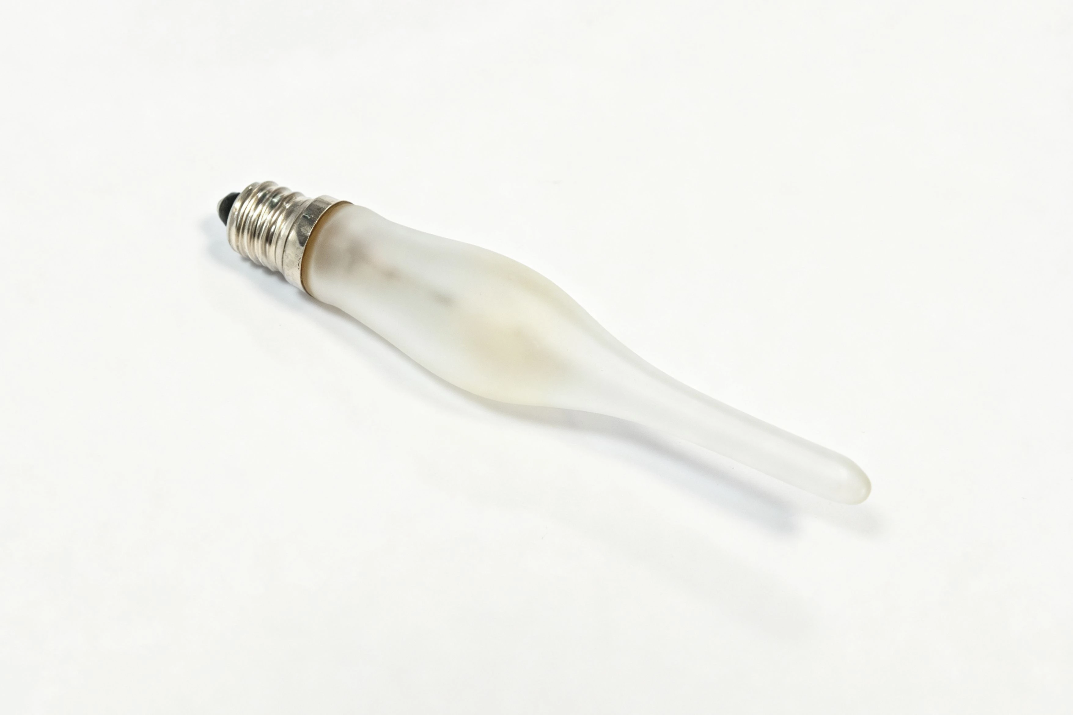 EP10 incandescent bulb
