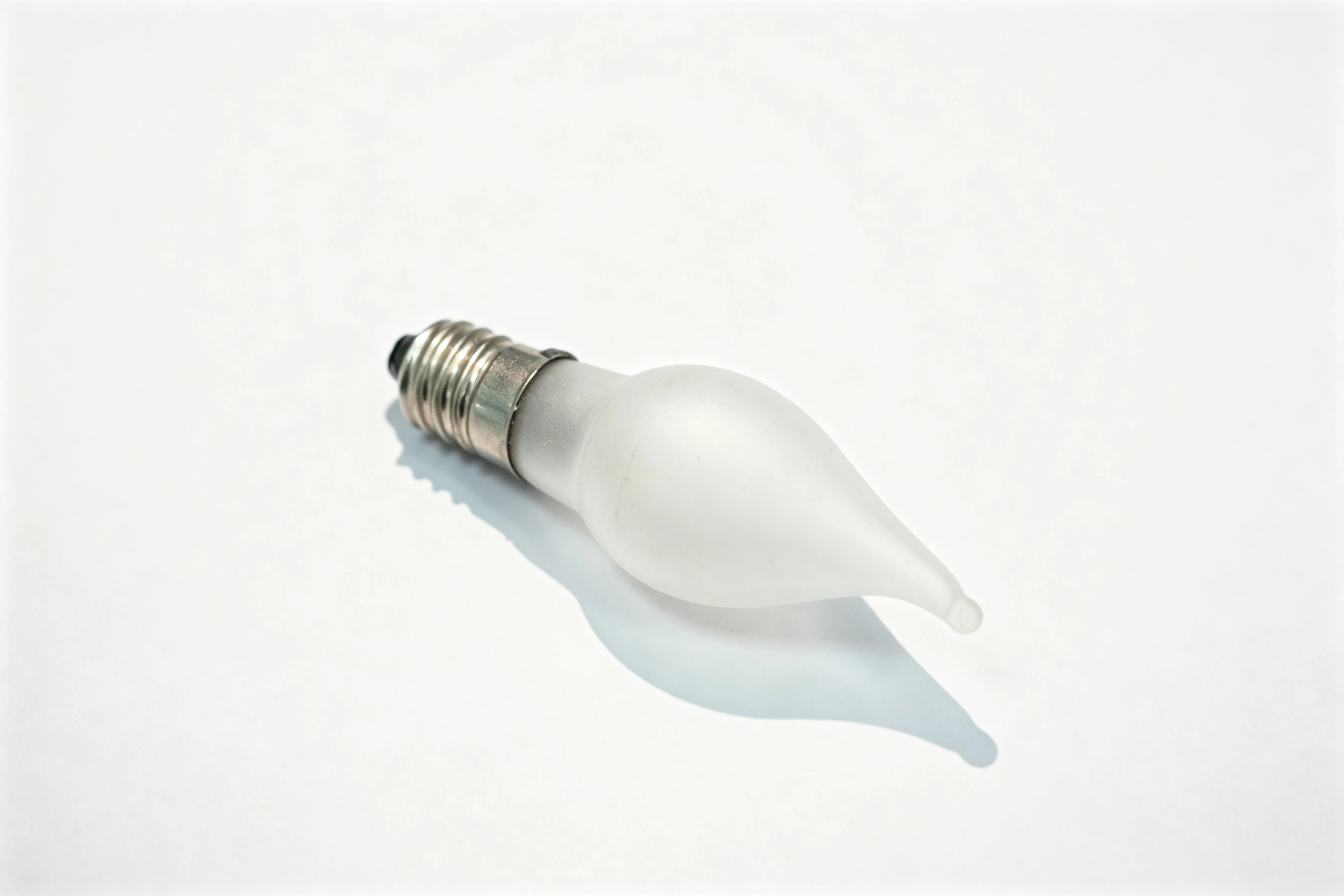 E10 LED bulb