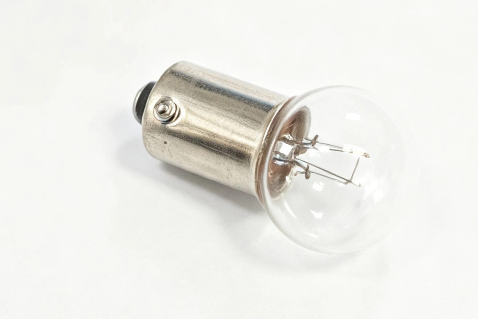 E14 incandescent bulb