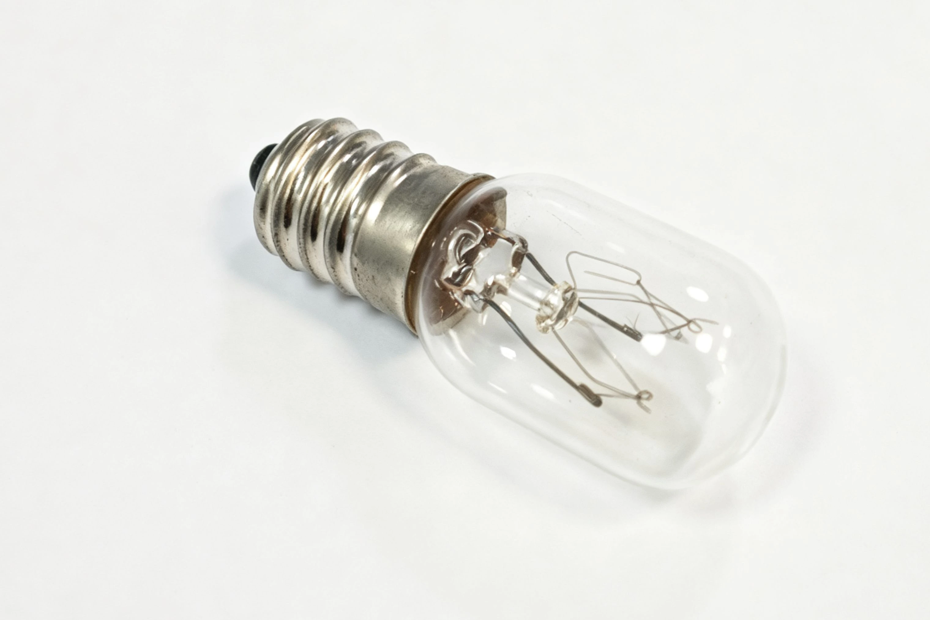 E14 incandescent bulb