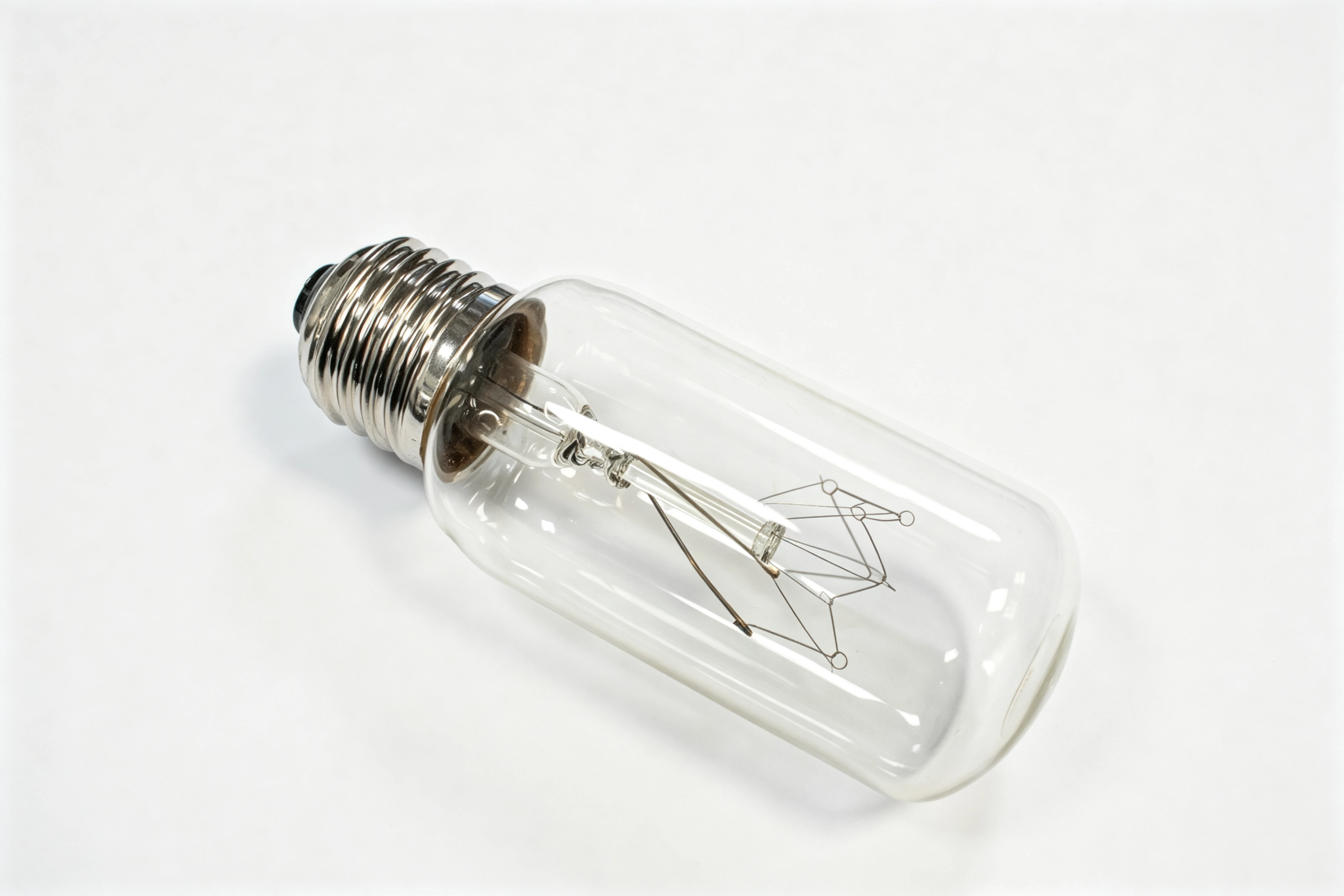 E27 incandescent bulb