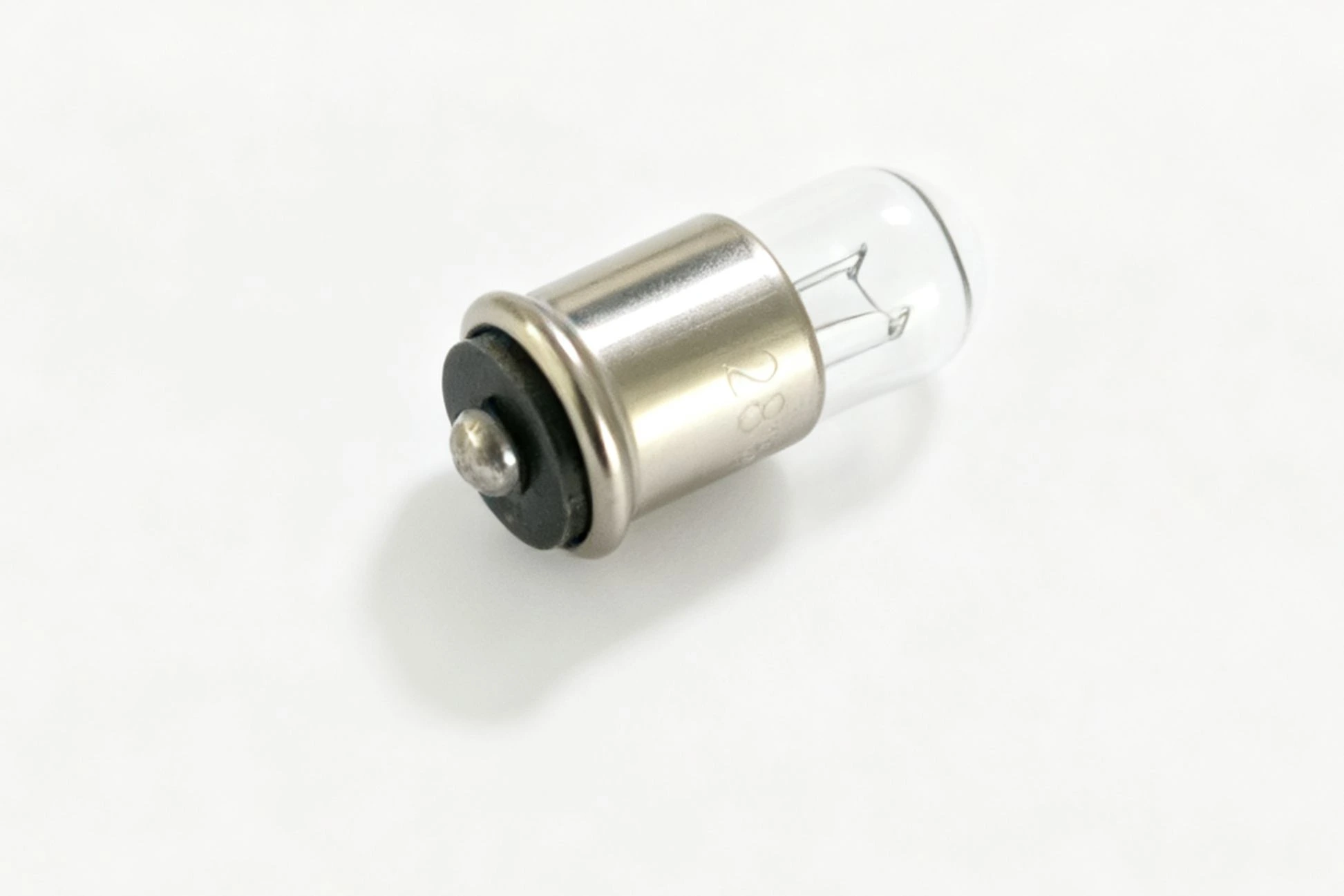 MF6 incandescent bulb