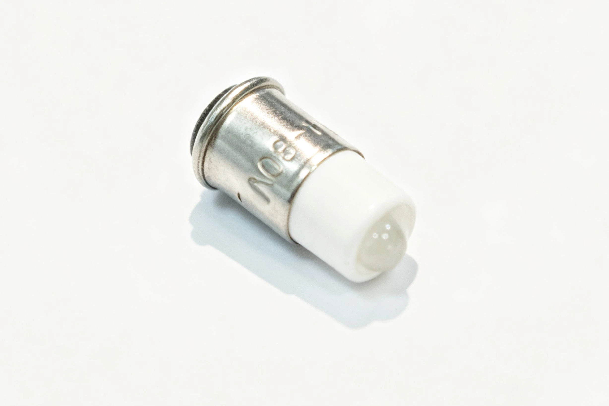 MF6 LED bulb