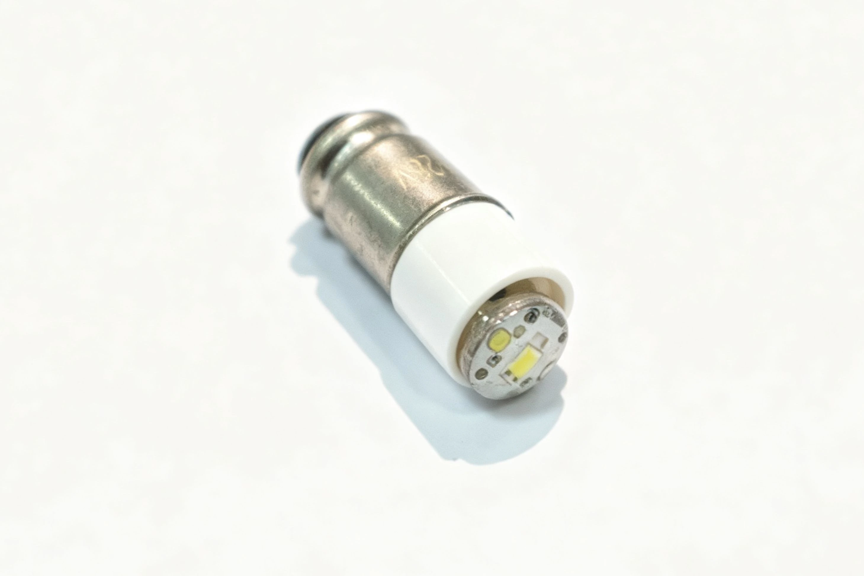 MG6 LED bulb