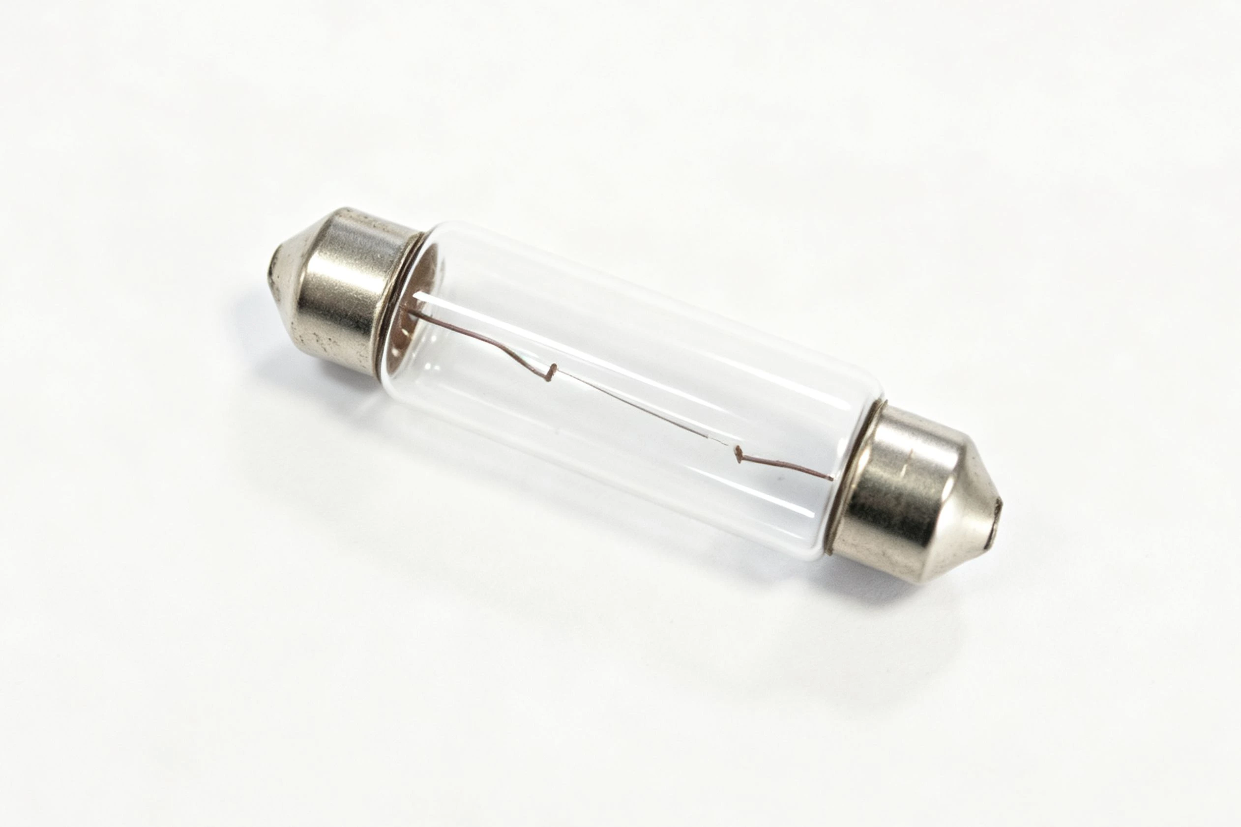 SV8.5 incandescent bulb