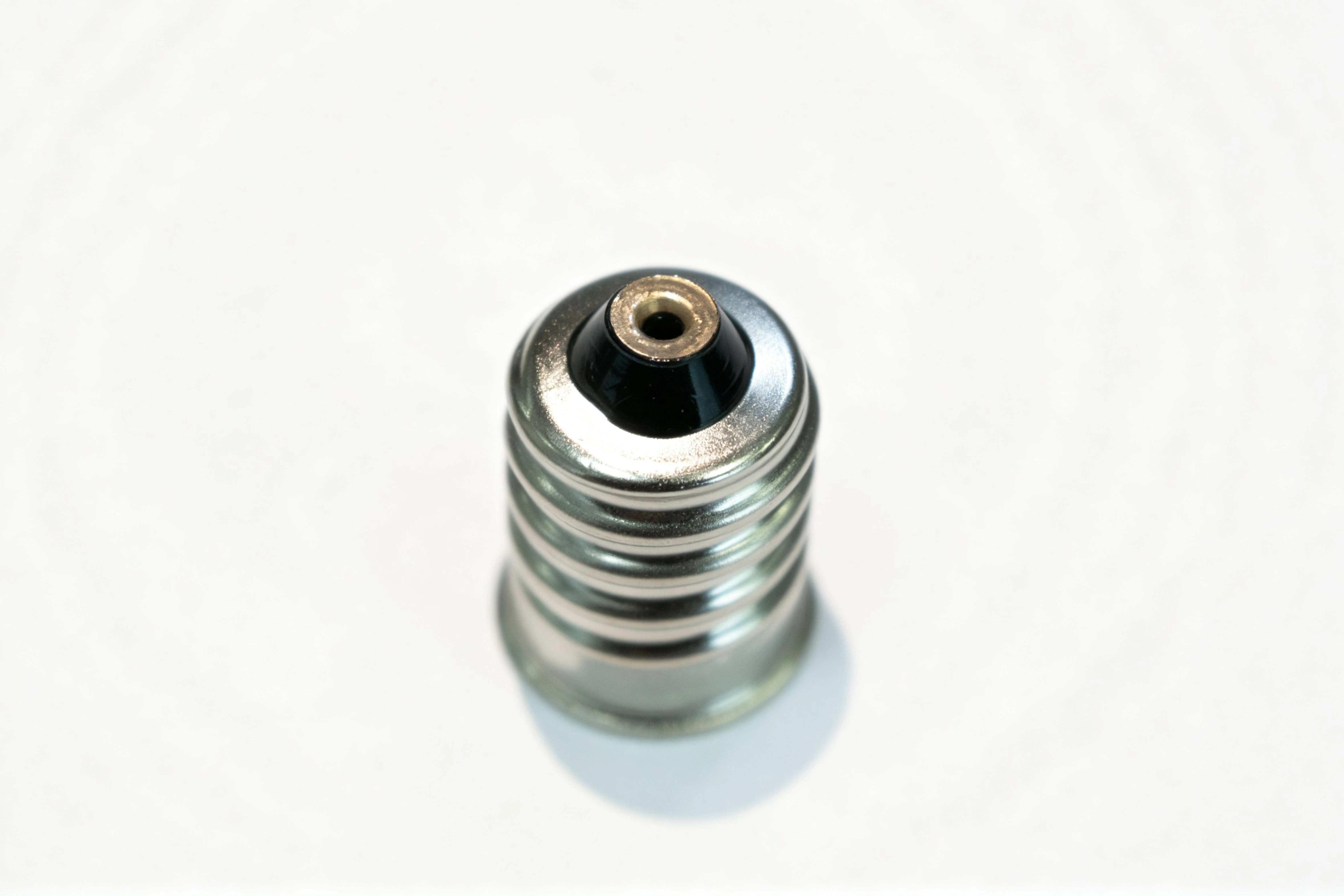 E12 lamp holder